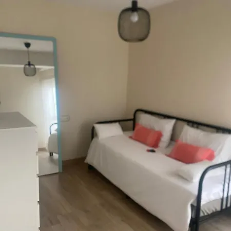 10 Minutes From Vut-4369-as9 Apartament *